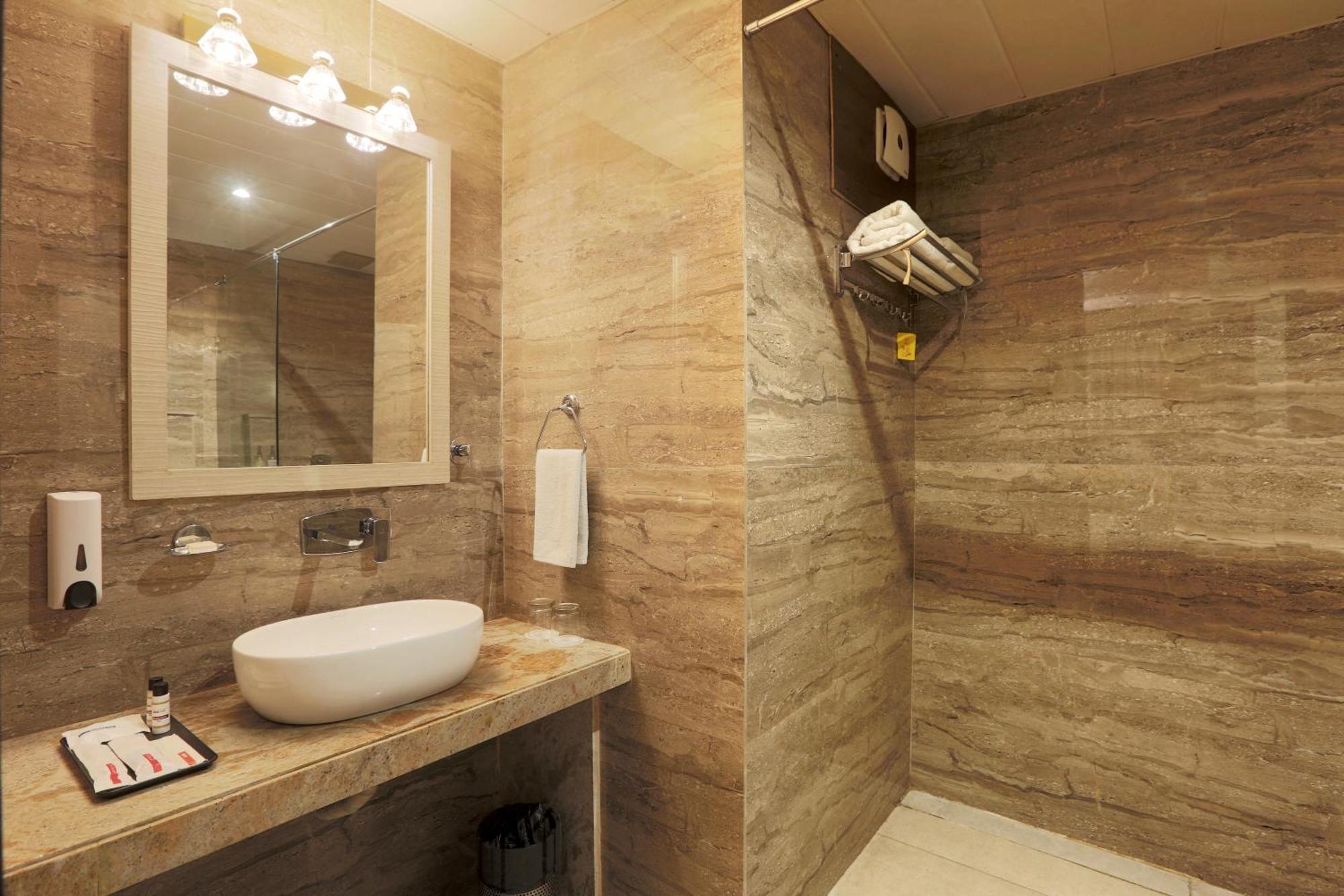 Hotel Aerostay Residency Igi Airport Delhi Neu-Delhi Exterior foto