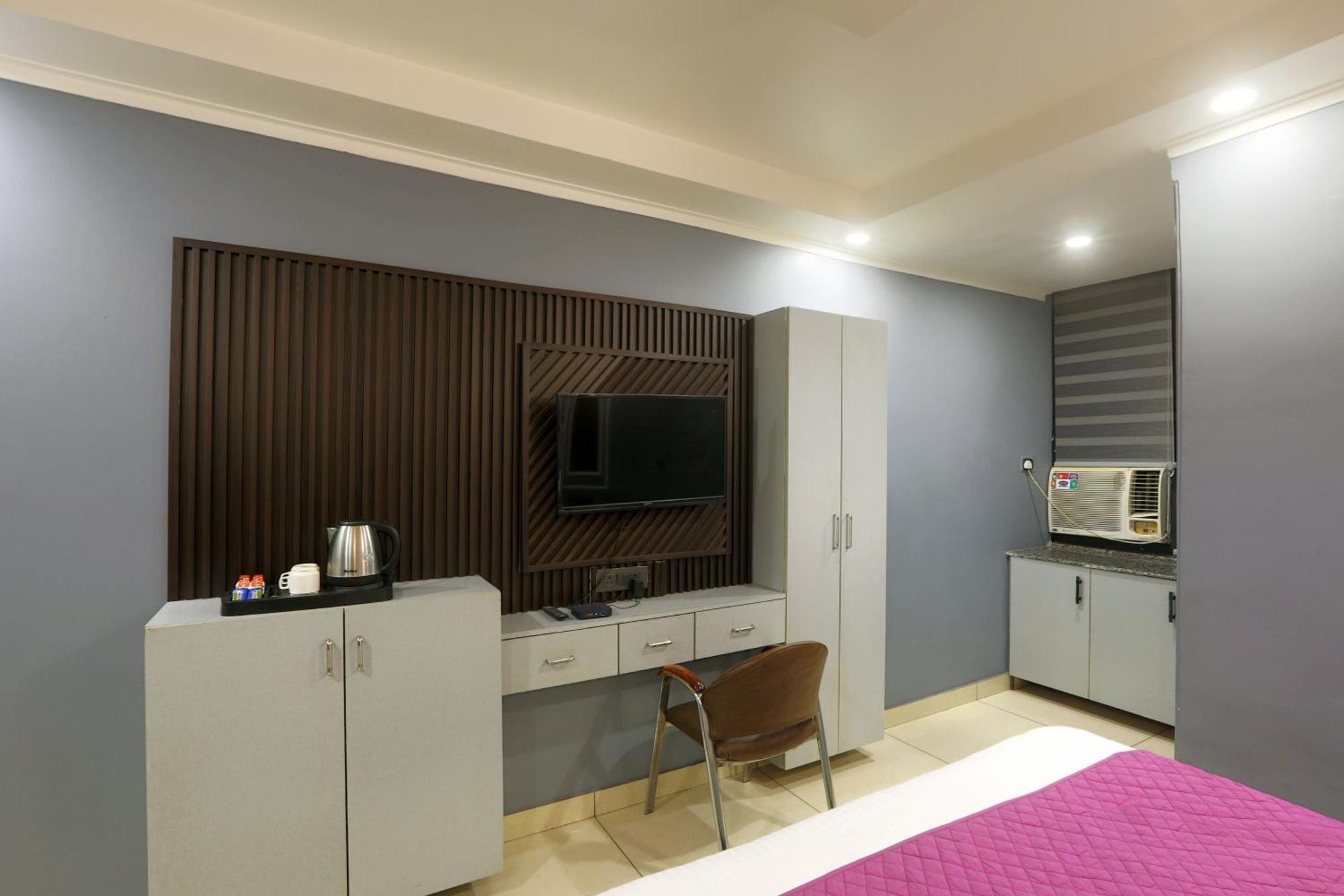 Hotel Aerostay Residency Igi Airport Delhi Neu-Delhi Exterior foto