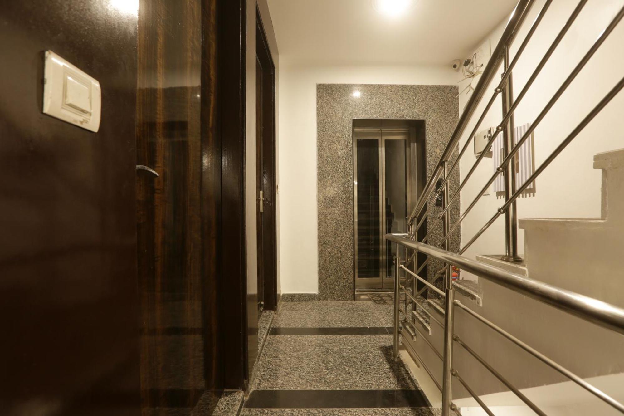 Hotel Aerostay Residency Igi Airport Delhi Neu-Delhi Exterior foto