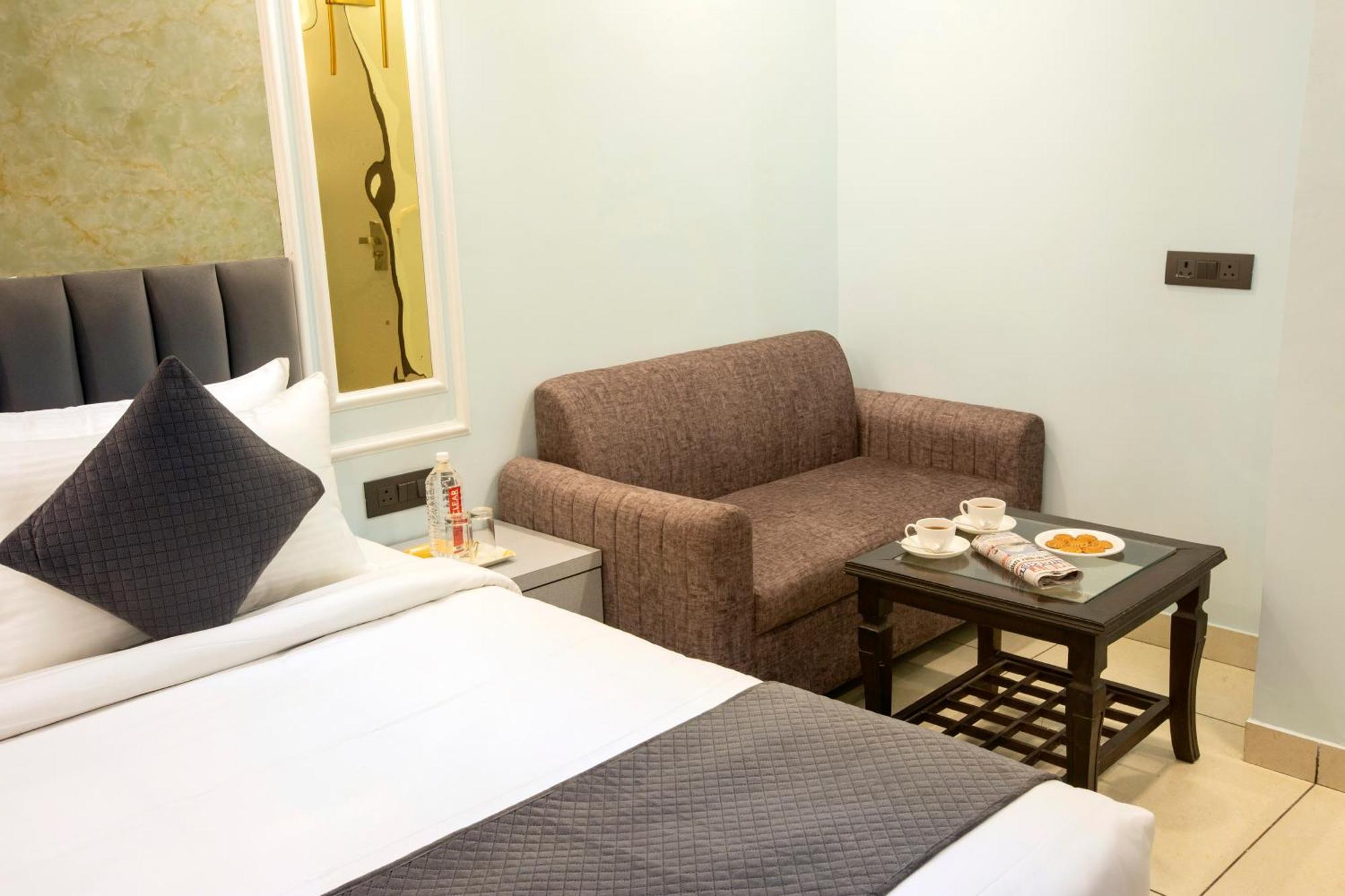 Hotel Aerostay Residency Igi Airport Delhi Neu-Delhi Exterior foto
